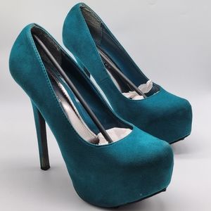 Emerald Green Heels Size 9
